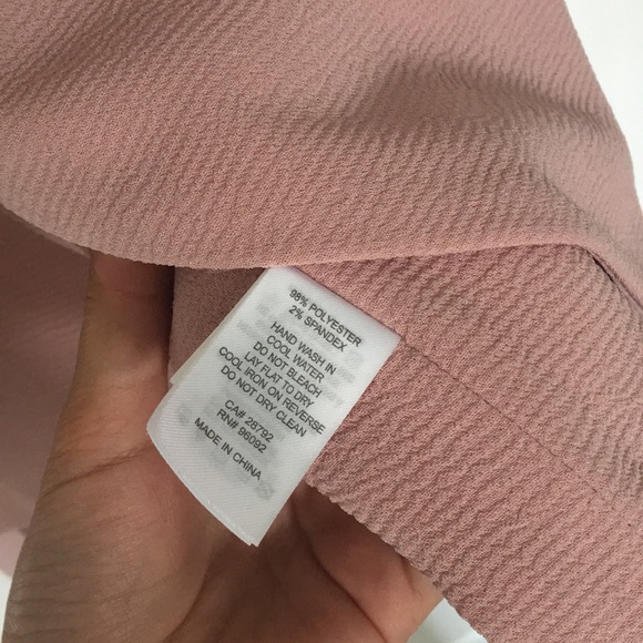 Pink vest - Picture 3 of 3